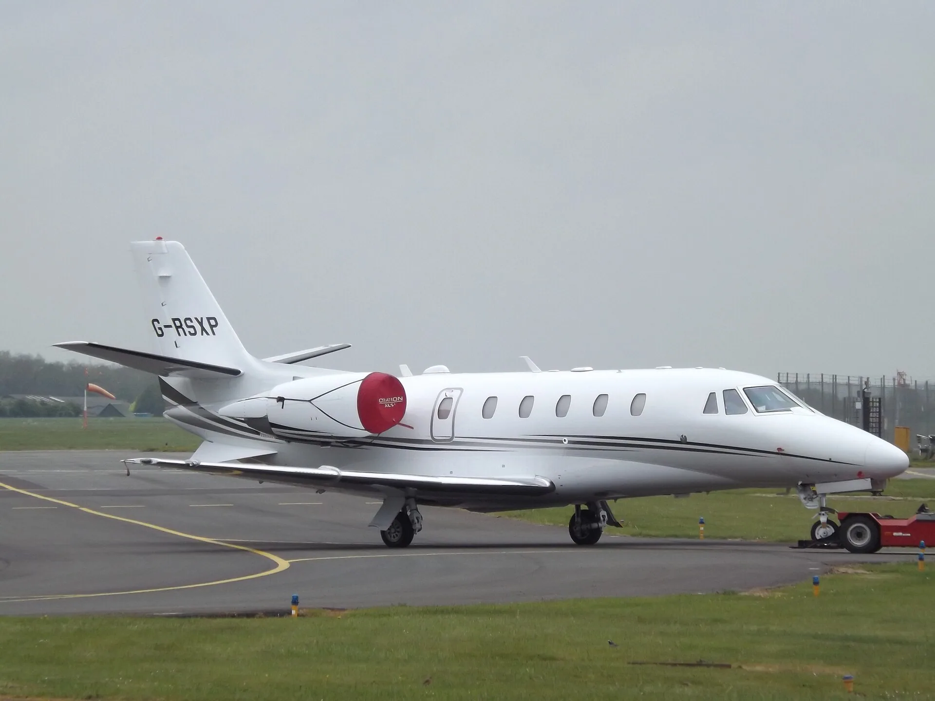 Cessna Citation XLS en jet privé sur le tarmac, disponible à l'affrètement
